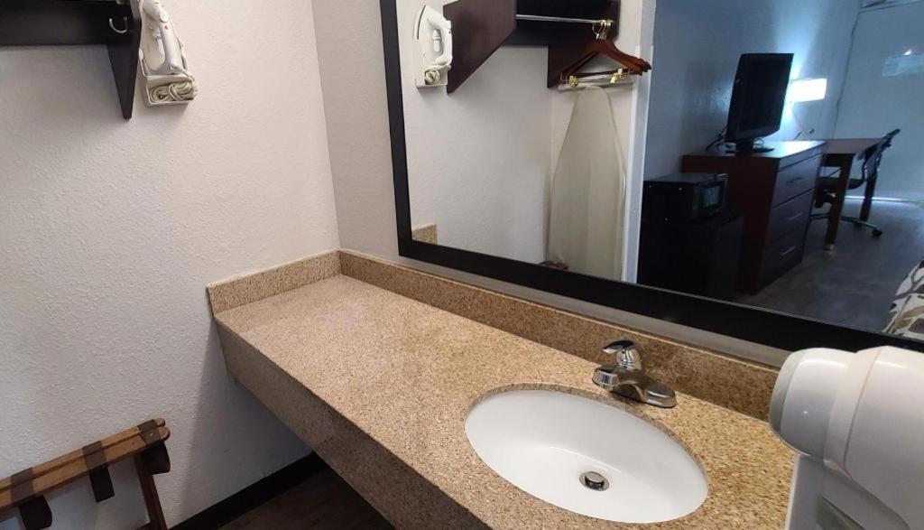 Red Roof Inn Florence, Sc Εξωτερικό φωτογραφία
