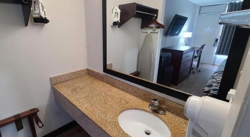 Red Roof Inn Florence, Sc Εξωτερικό φωτογραφία